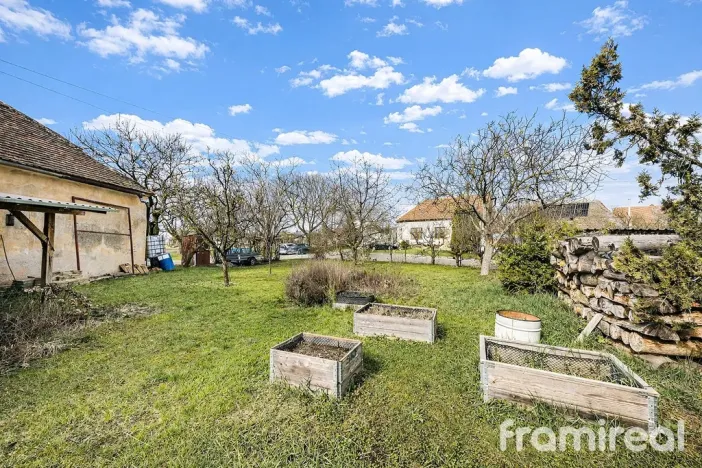 Prodej pozemku pro bydlení, Strachotice, 635 m2