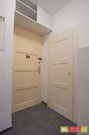 Prodej bytu 2+kk, Praha, U Uranie, 36 m2