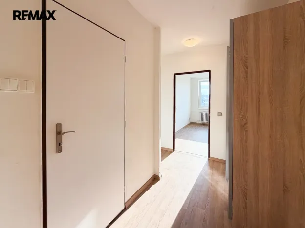 Pronájem bytu 2+kk, Komárov, Pionýrů, 43 m2