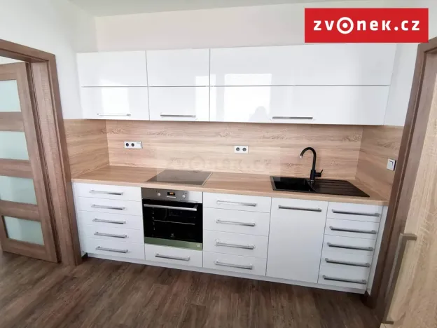 Pronájem bytu 3+1, Zlín, Podlesí IV, 68 m2