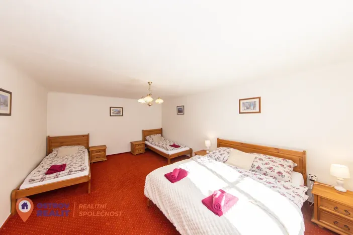 Prodej ubytování, Dolní Morava, 679 m2