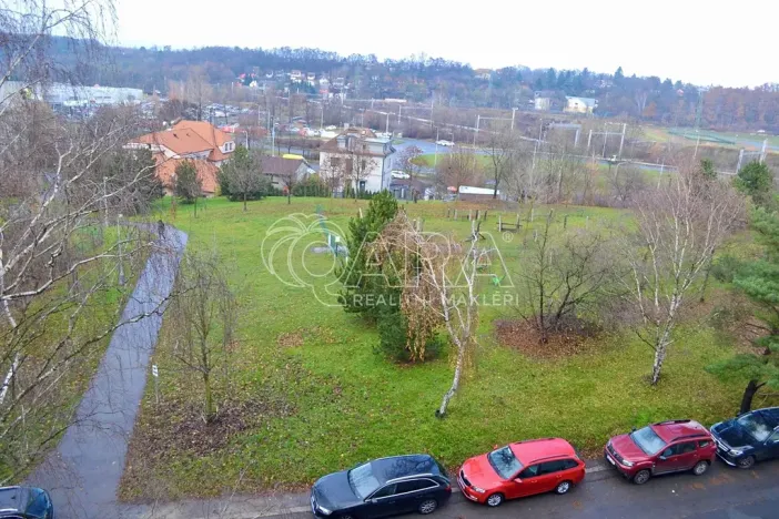 Pronájem bytu 1+1, Praha - Hloubětín, Kukelská, 43 m2