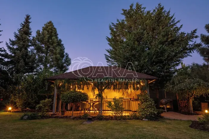 Prodej rodinného domu, Zeleneč, Štefánikova, 540 m2