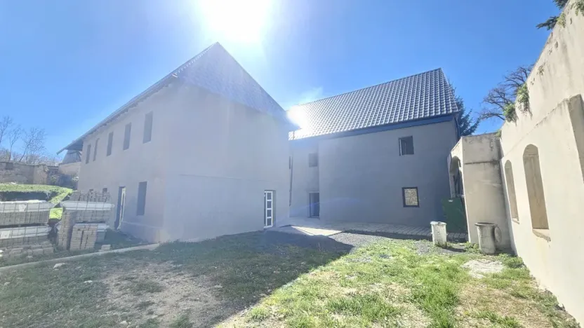 Prodej rodinného domu, Vrutice - Svařenice, 1143 m2