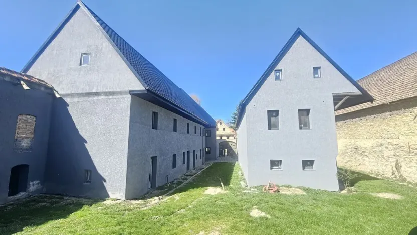 Prodej rodinného domu, Vrutice - Svařenice, 1143 m2