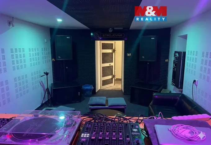 Pronájem komerční nemovitosti, Havířov - Město, Mickiewiczova, 30 m2