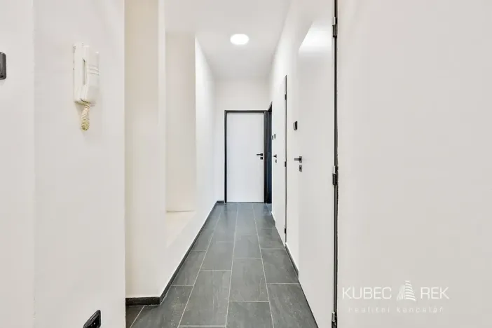 Prodej bytu 2+1, Pacov, Jana Vojny, 49 m2