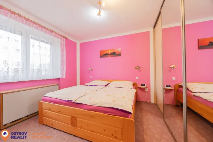 Prodej rodinného domu, Zvole, 250 m2