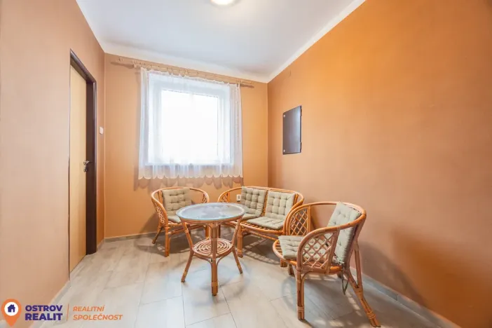 Prodej rodinného domu, Zvole, 250 m2