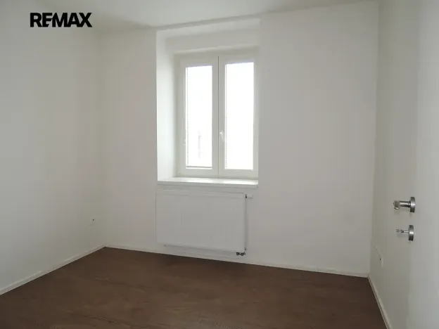 Pronájem bytu 2+kk, Praha - Smíchov, U Malvazinky, 38 m2