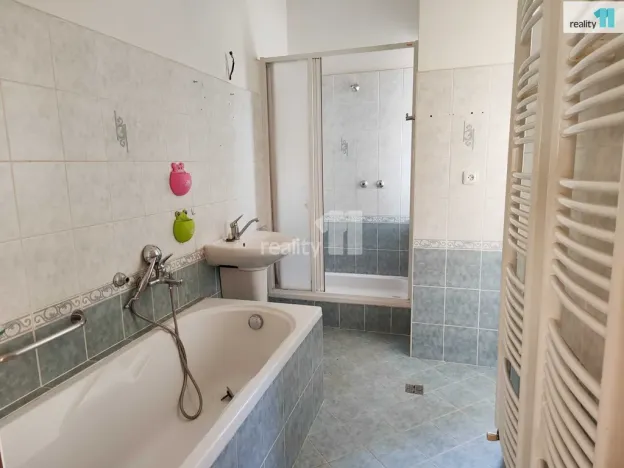 Pronájem bytu 3+1, Nová Paka - Studénka, 104 m2