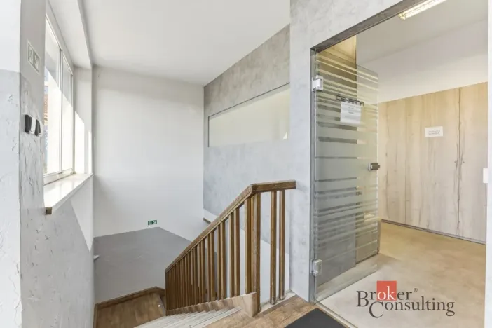 Prodej ordinace, Hradec Králové, 395 m2