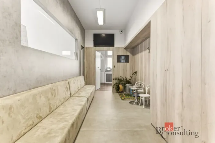 Prodej ordinace, Hradec Králové, 395 m2