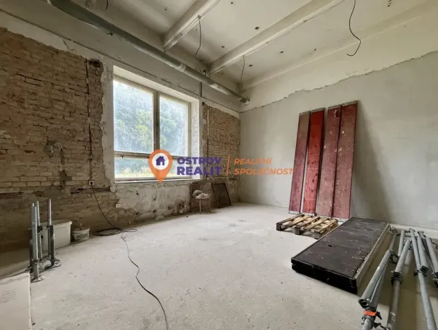 Prodej obchodního prostoru, Šumperk, Uničovská, 659 m2