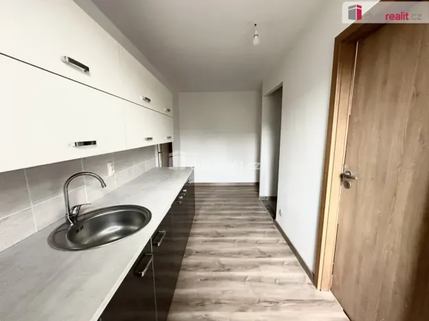 Pronájem bytu 2+1, Děčín - Děčín IX-Bynov, Teplická, 64 m2
