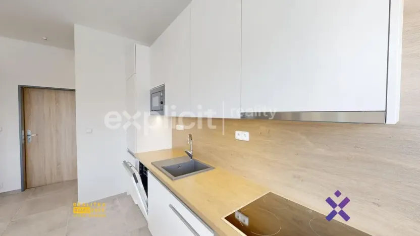Pronájem bytu 1+kk, Zlín, Lešetín II, 67 m2