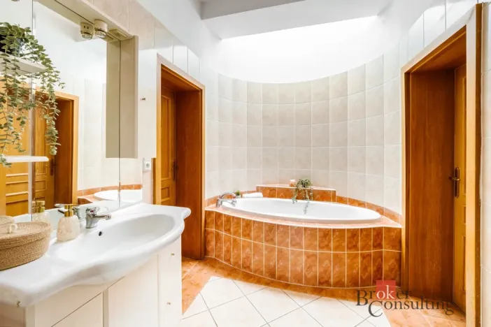 Prodej rodinného domu, Srubec, Na Chalupy, 230 m2