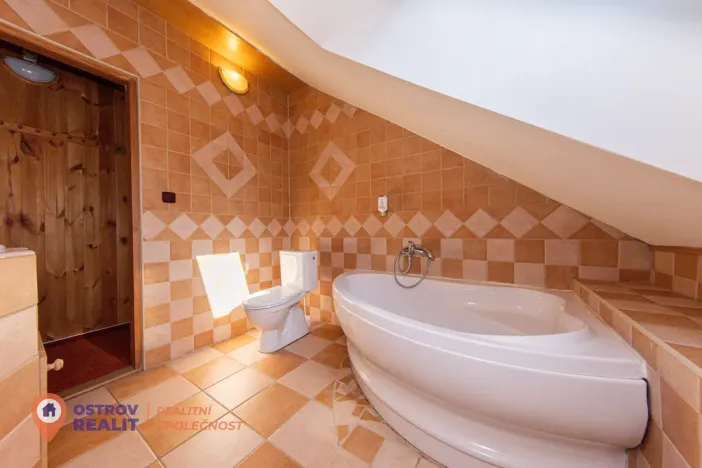 Prodej rodinného domu, Dolní Morava, 679 m2