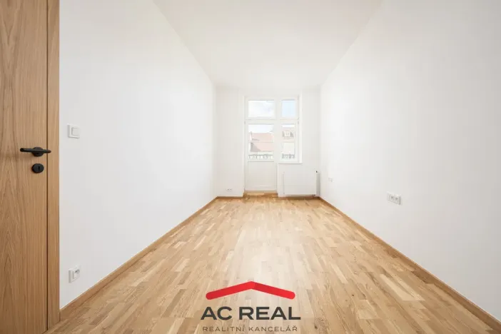 Pronájem bytu 2+1, Brno, Čápkova, 73 m2