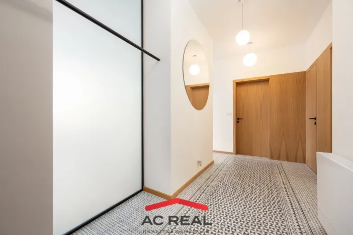 Pronájem bytu 2+1, Brno, Čápkova, 73 m2