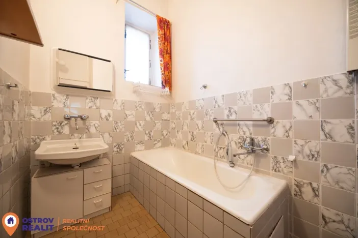 Prodej bytu 3+1, Jeseník, Fučíkova, 85 m2