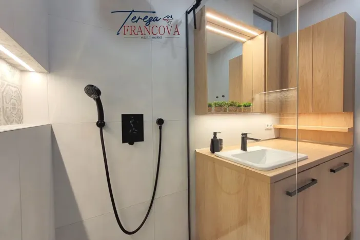 Pronájem bytu 2+1, Prostějov, Svatoplukova, 61 m2