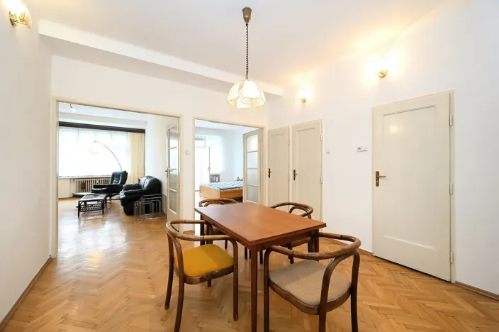 Pronájem bytu 2+1, Praha - Vinohrady, Lucemburská, 81 m2