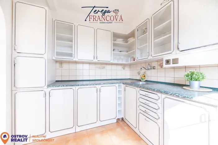 Prodej rodinného domu, Šternberk - Chabičov, 222 m2