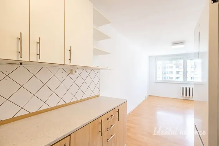 Pronájem bytu 2+kk, Praha - Horní Měcholupy, Nad přehradou, 43 m2