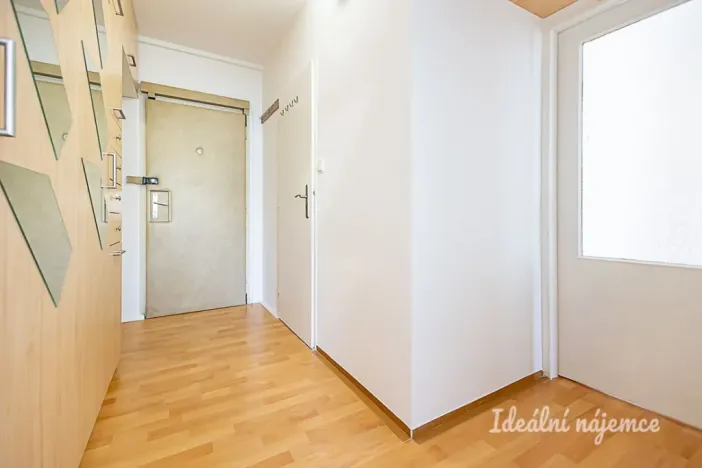 Pronájem bytu 2+kk, Praha - Horní Měcholupy, Nad přehradou, 43 m2