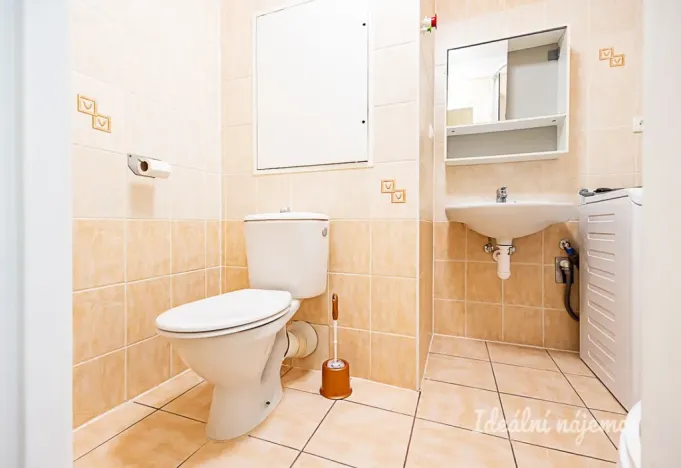 Pronájem bytu 2+kk, Praha - Horní Měcholupy, Nad přehradou, 43 m2