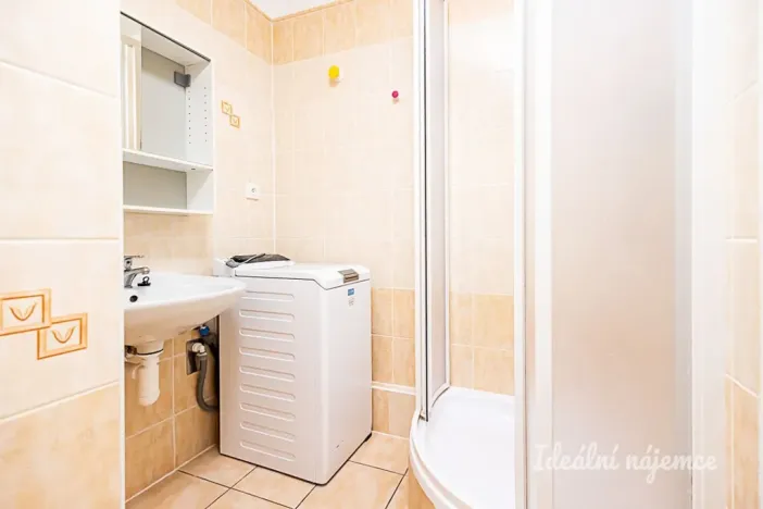 Pronájem bytu 2+kk, Praha - Horní Měcholupy, Nad přehradou, 43 m2