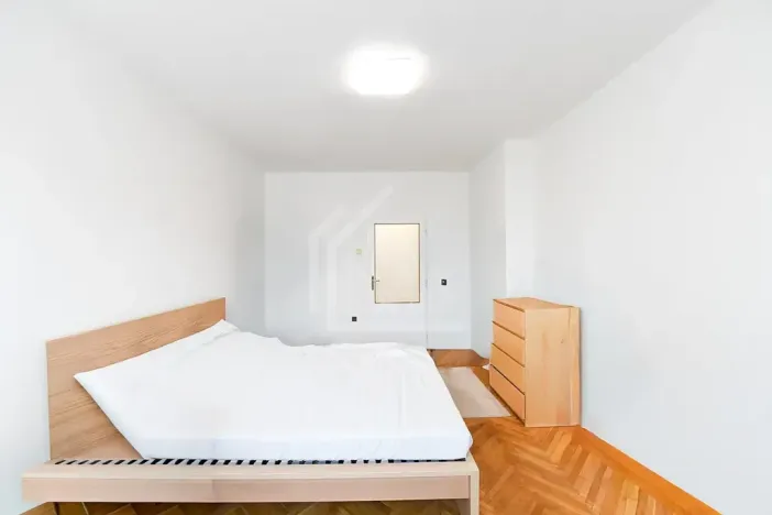 Prodej bytu 3+1, Praha - Vršovice, U Slavie, 72 m2