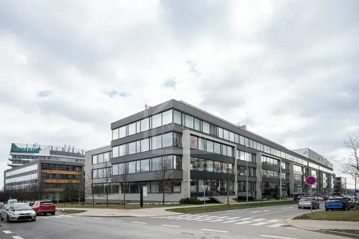 Pronájem kanceláře, Praha - Stodůlky, Laurinova, 330 m2