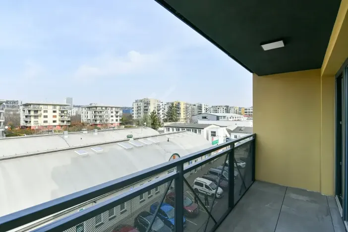 Prodej bytu 2+kk, Praha - Vysočany, V Předním Hloubětíně, 64 m2