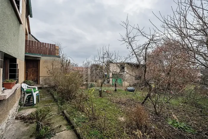 Prodej rodinného domu, Třebusice, 470 m2