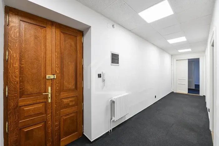 Pronájem kanceláře, Praha - Nové Město, Lazarská, 110 m2