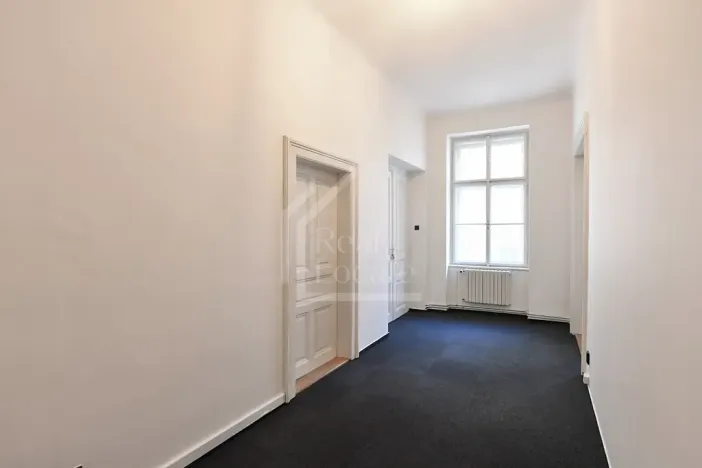 Pronájem kanceláře, Praha - Nové Město, Lazarská, 110 m2