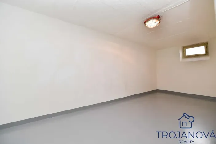 Prodej rodinného domu, Benešov, Nezvalova, 250 m2