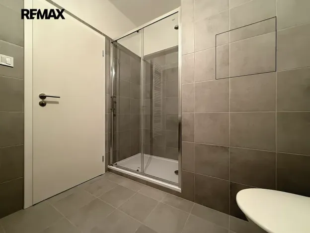 Pronájem bytu 1+kk, Praha - Vysočany, Gerstelova, 35 m2