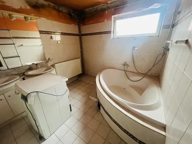 Prodej rodinného domu, Kostelec nad Černými lesy, Jánské náměstí, 433 m2