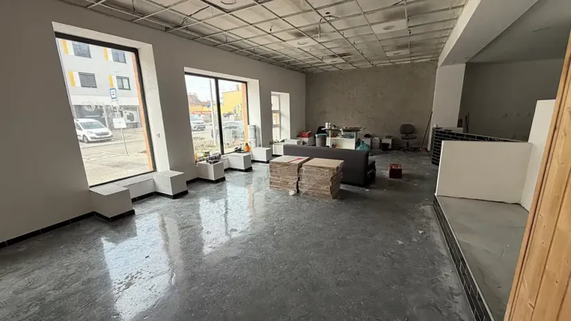Prodej obchodního prostoru, Hodonín, Měšťanská, 1050 m2