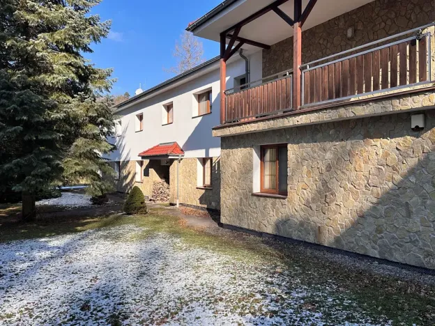 Prodej komerční nemovitosti, Tvarožná Lhota, 667 m2