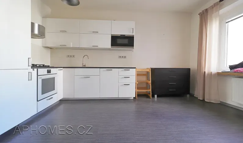 Pronájem bytu 3+kk, Praha - Žižkov, Biskupcova, 80 m2