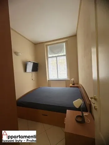 Pronájem bytu 3+kk, Praha - Nové Město, Tyršova, 45 m2