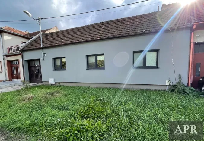 Prodej rodinného domu, Šumice, 90 m2