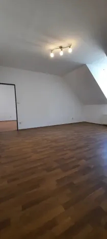 Pronájem bytu 2+1, Karlovy Vary, Moravská, 78 m2