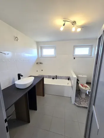 Prodej bytu 3+1, Koštice, 73 m2