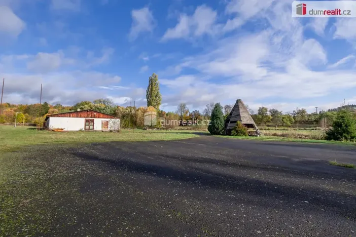 Prodej ubytování, Valeč, 43069 m2