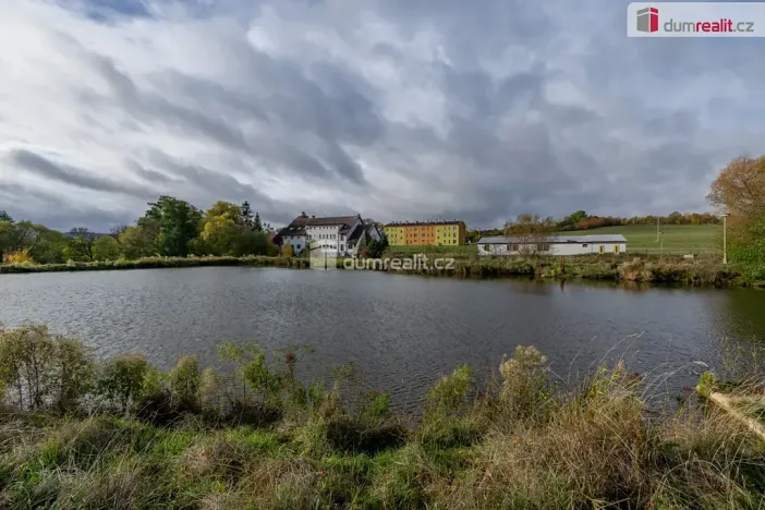 Prodej ubytování, Valeč, 43069 m2